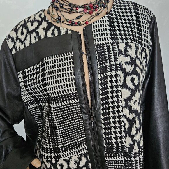 **Chico's Stylish Women's Mixed Media Patchwork Jacket** - Picture 4 of 11